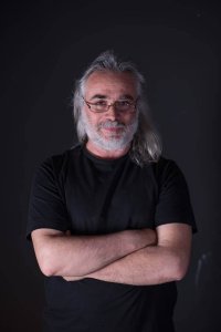 Βασίλης Κανιάρης